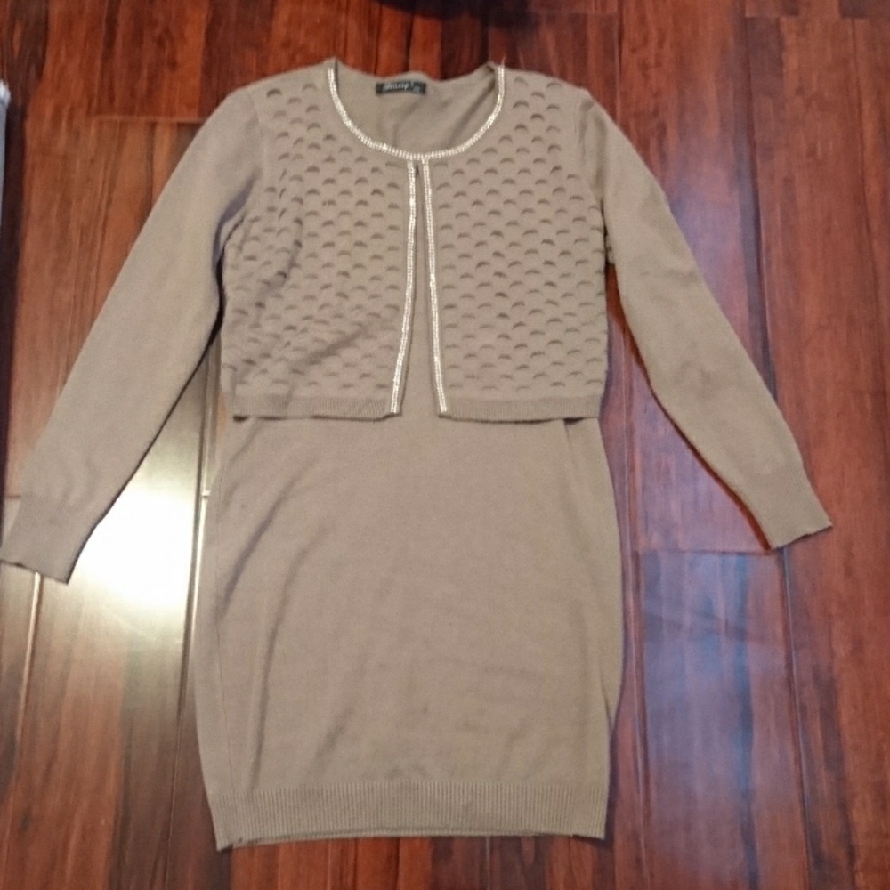 Short dress